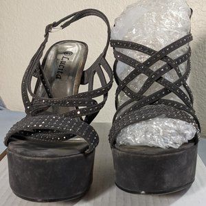 Lucita Women's Grey Suede Dress Evening & Party Pump Shoes size 6.5 EUC!